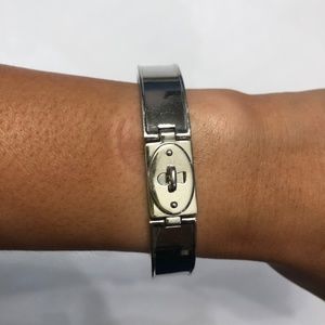 Fossil Silver Turn-lock Bracelet  Jf00101040m